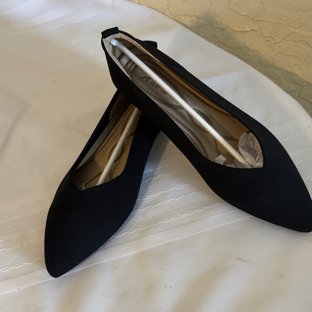 Womens Black Ankis Flats size 10 - Picture 2 of 9